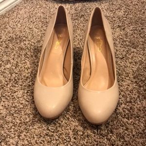 ONLY WORN ONCE high heel